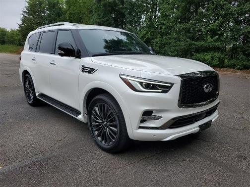 2024 INFINITI QX80 SENSORY