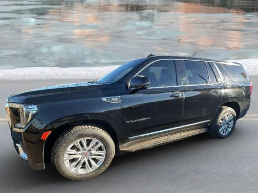 Onyx Black 2022 GMC Yukon SLT