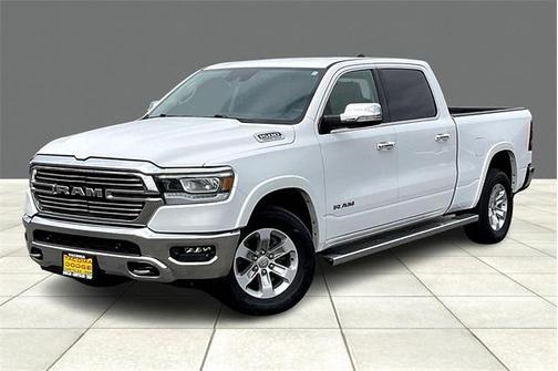 2022 RAM 1500 Laramie Crew Cab 4x4 64' Box