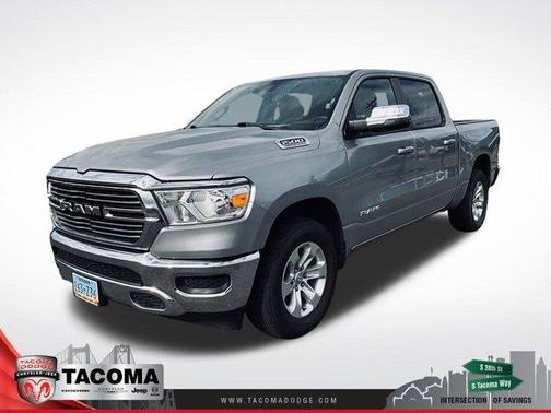 Billet Silver Metallic Clearcoat 2024 RAM 1500 Laramie