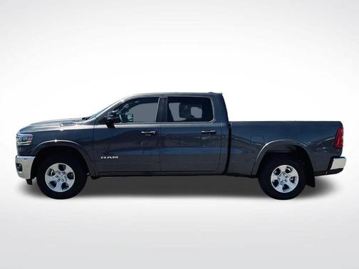 Granite Crystal Clearcoat Metallic 2026 RAM 1500 Big Horn/Lone Star