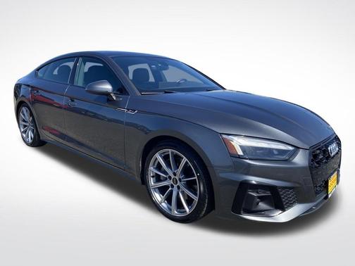 Daytona Gray Pearl Effect 2025 Audi A5 Sportback 45 S line quattro Premium