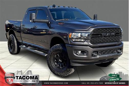 2022 RAM 2500 Big Horn Crew Cab 4x4 64' Box