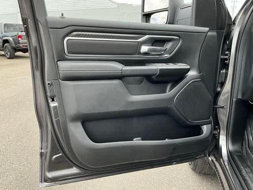 Granite Crystal Clearcoat Metallic 2026 RAM 1500 Big Horn/Lone Star