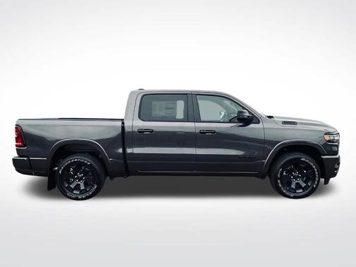 Granite Crystal Clearcoat Metallic 2026 RAM 1500 Big Horn/Lone Star