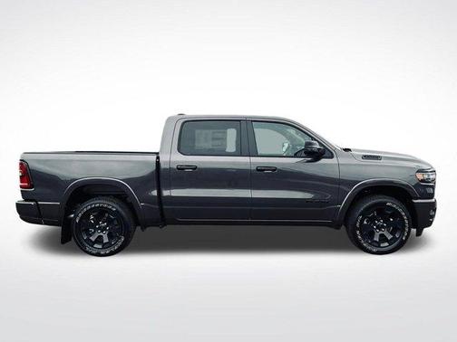 Granite Crystal Clearcoat Metallic 2026 RAM 1500 Big Horn/Lone Star