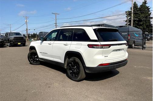 2024 Jeep Grand Cherokee Altitude 4x4