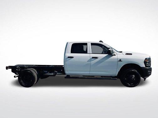Bright White Clearcoat 2027 RAM 3500 Tradesman