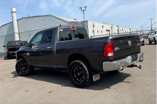 2018 RAM 1500 Big Horn Quad Cab 4x4 64' Box