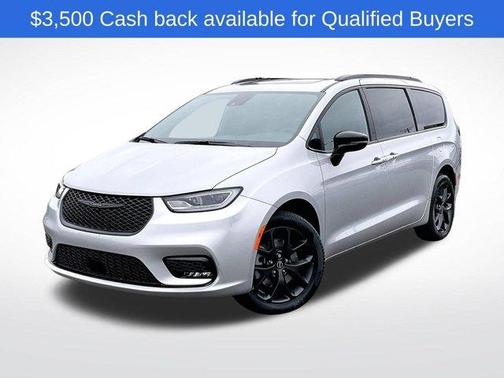 Silver Mist Clearcoat 2026 Chrysler Pacifica Limited