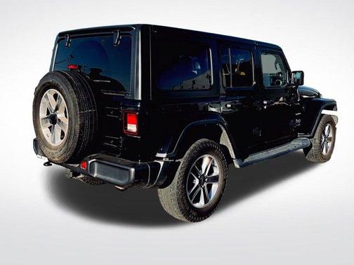 Black Clearcoat 2019 Jeep Wrangler Unlimited Sahara
