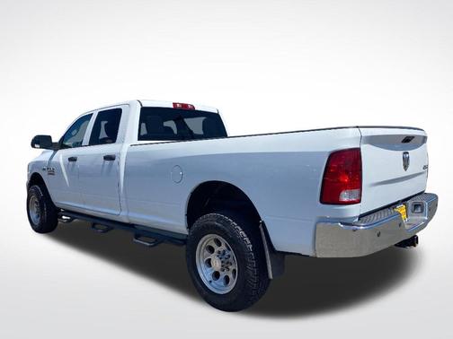 Bright White Clearcoat 2018 RAM 2500 Tradesman