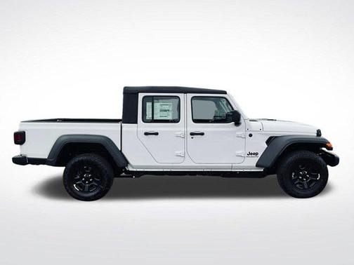 Bright White Clearcoat 2026 Jeep Gladiator Sport