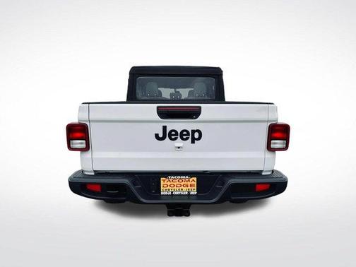 Bright White Clearcoat 2026 Jeep Gladiator Sport