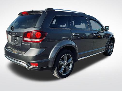 Granite Crystal Clearcoat Metallic 2017 Dodge Journey Crossroad