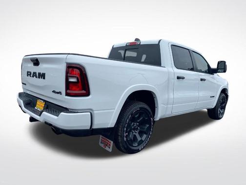 Bright White Clearcoat 2026 RAM 1500 Big Horn/Lone Star