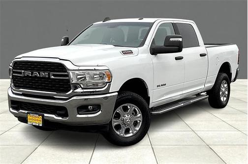2023 RAM 2500 Big Horn Crew Cab 4x4 64' Box