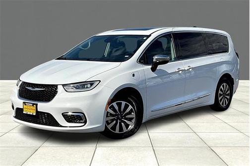 2023 Chrysler Pacifica Hybrid Limited