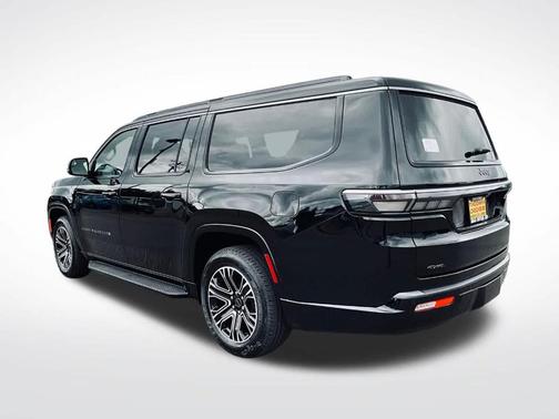 Gloss Black 2026 Jeep Grand Wagoneer L