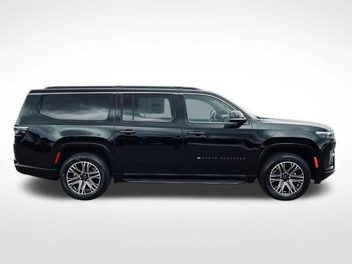 Gloss Black 2026 Jeep Grand Wagoneer L