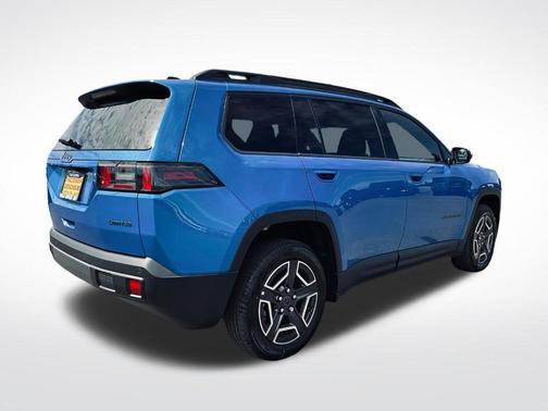 Hydro Blue Pearlcoat 2026 Jeep Cherokee LAREDO/LIMITED