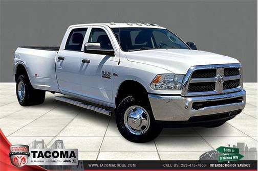 2017 RAM 3500 Tradesman Crew Cab 4x4 8 Box