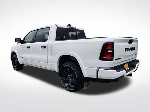 Bright White Clearcoat 2026 RAM 1500 Big Horn/Lone Star