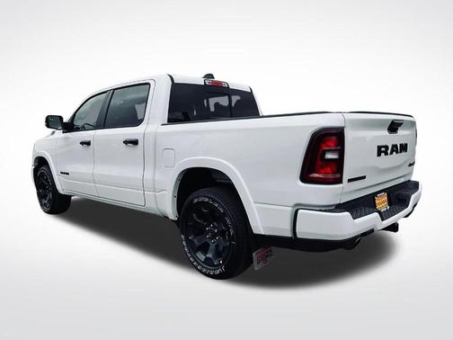 Bright White Clearcoat 2026 RAM 1500 Big Horn/Lone Star
