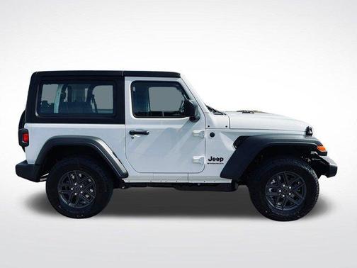 Bright White Clearcoat 2027 Jeep Wrangler Sport