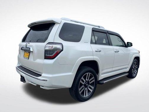 Blizzard Pearl 2016 Toyota 4Runner Limited