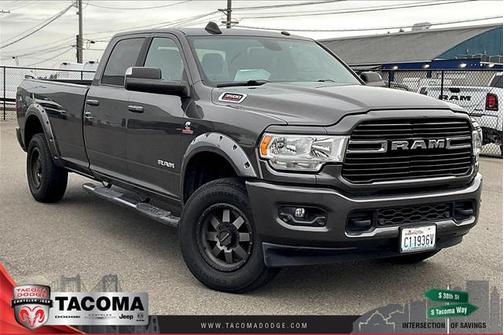 2020 RAM 3500 Big Horn Crew Cab 4x4 8 Box