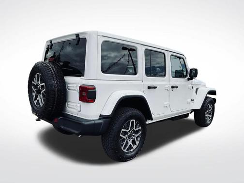 Bright White Clearcoat 2026 Jeep Wrangler Sahara