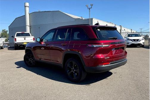 2023 Jeep Grand Cherokee Altitude 4x4