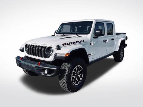 Bright White Clearcoat 2027 Jeep Gladiator Rubicon