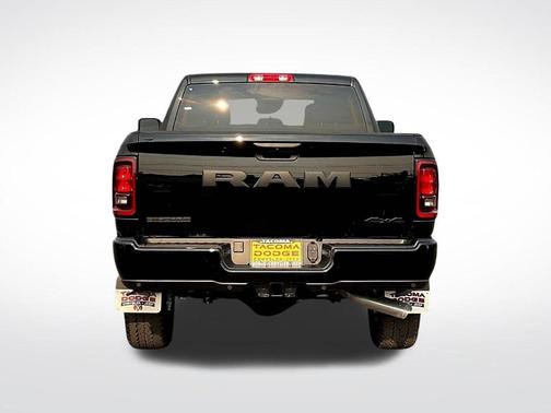 Diamond Black 2026 RAM 2500 Big Horn