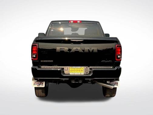 Diamond Black 2026 RAM 2500 Big Horn