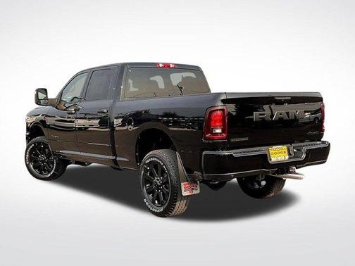 Diamond Black 2026 RAM 2500 Big Horn