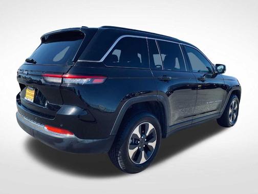 Diamond Black 2024 Jeep Grand Cherokee 4xe Base