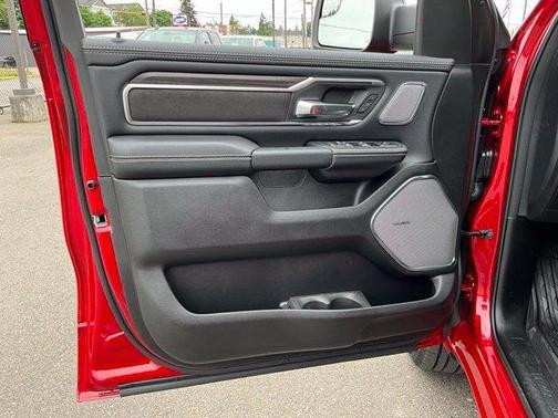 Molten Red Pearlcoat 2026 RAM 1500 Laramie