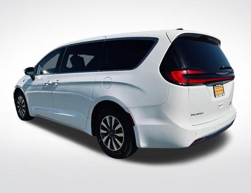 Bright White Clearcoat 2023 Chrysler Pacifica Hybrid Touring L