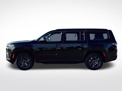 Gloss Black 2027 Jeep Grand Wagoneer LIMITED ALTITUDE