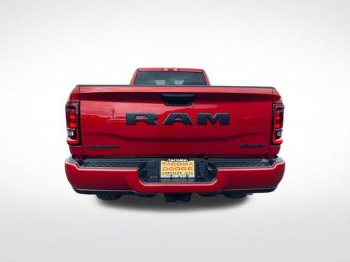 Molten Red Pearlcoat 2026 RAM 2500 Big Horn