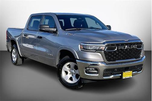 2025 RAM 1500 Big Horn Crew Cab 4x4 57' Box