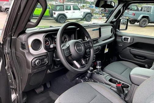 Granite Crystal Clearcoat Metallic 2026 Jeep Gladiator Sport