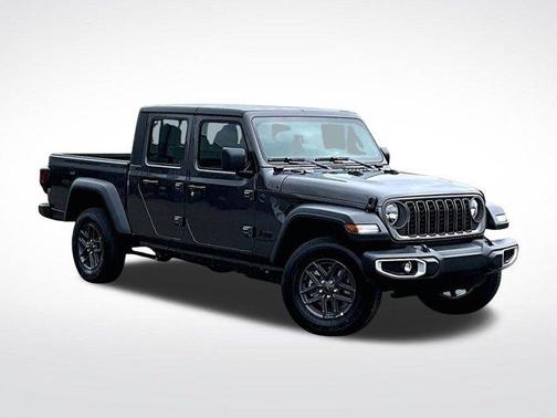 Granite Crystal Clearcoat Metallic 2026 Jeep Gladiator Sport
