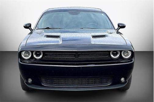 2019 Dodge Challenger SXT AWD