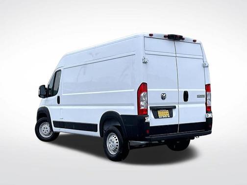 Bright White Clearcoat 2026 RAM ProMaster 2500 High Roof