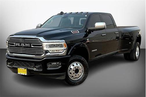 2021 RAM 3500 Laramie Crew Cab 4x4 8 Box