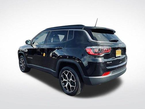 Diamond Black 2026 Jeep Compass Limited