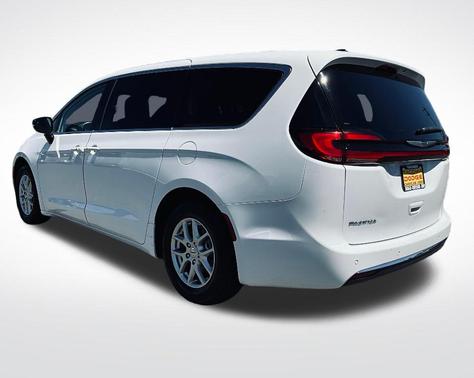 Bright White Clearcoat 2024 Chrysler Pacifica Touring-L
